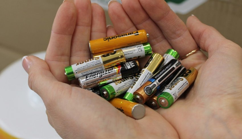 Почти 15 тонн использованных батареек отправлено из Архангельской области на переработку