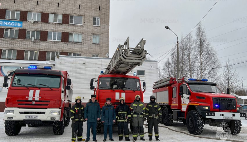 Во 2 пожарно-спасательной части проводили на пенсию Александра Сказочкина