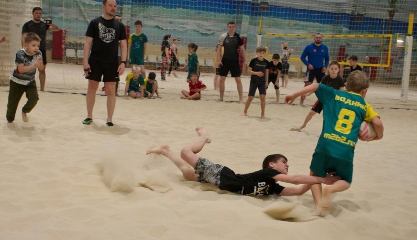 В столице Поморья состоялся детский фестиваль по пляжному регби