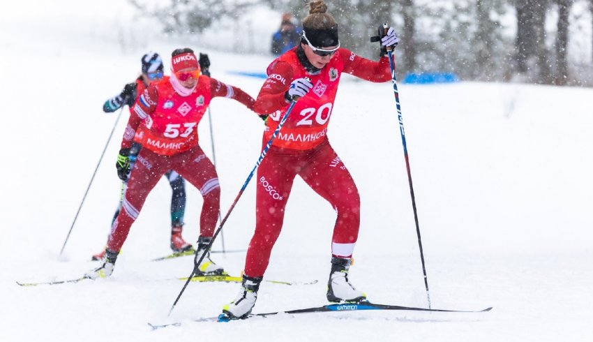 Пятьдесят лучших лыжниц России и Республики Беларусь боролись за медали «Чемпионских высот» в гонке на 10 км
