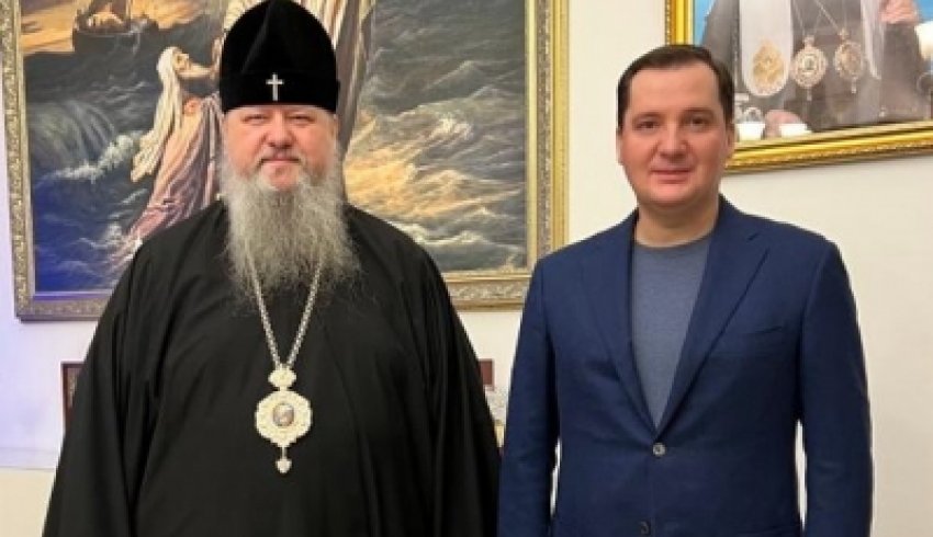 Губернатор Александр Цыбульский поздравил митрополита Корнилия с днем тезоименитства