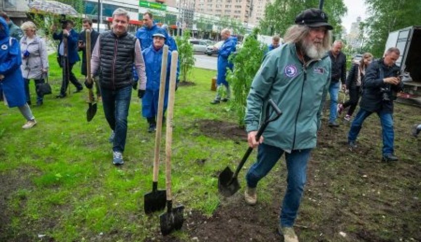 Дмитрий Морев призывает народ к озеленению Архангельска