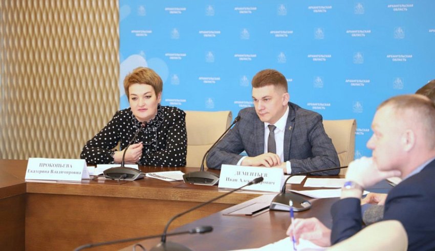 Перспективы реализации программы капремонта школ в Архангельской области обсудили в  правительстве региона.