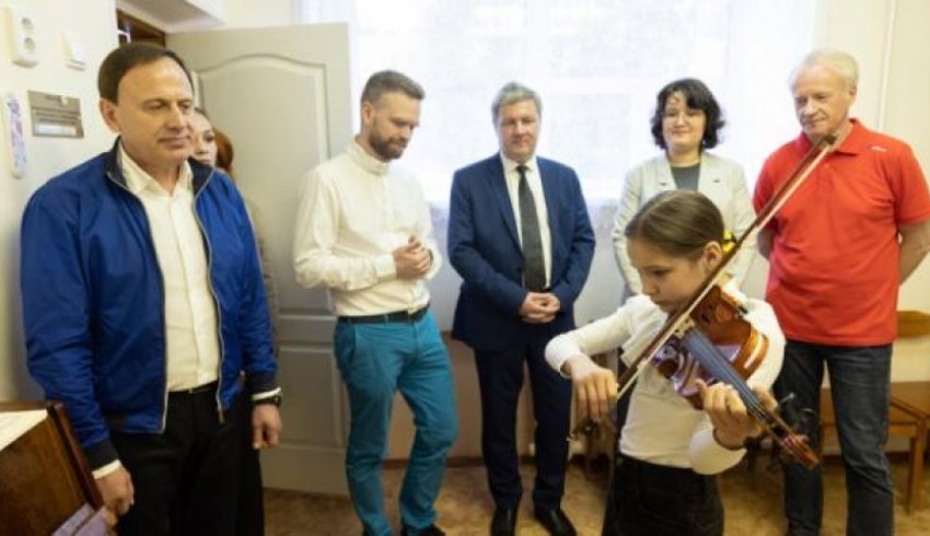 Глава Архангельска: в детской школе искусств появятся инструменты на 14 миллионов