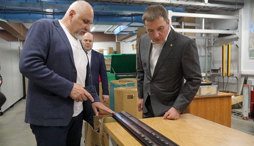 Александр Цыбульский встретился с руководством единственной в России компании, которая занимается оптимизацией производственных процессов на предприятиях леспрома