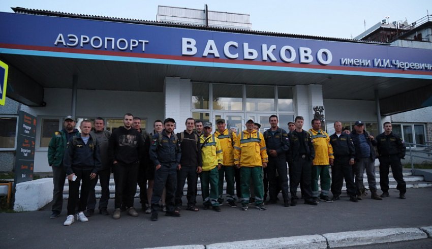 Парашютисты-пожарные вернулись в Поморье после ликвидации пожаров в Тюменской области.