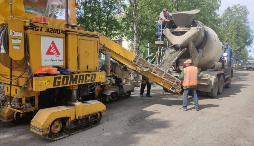 В Архангельске продолжается ремонт дороги на улице Гагарина