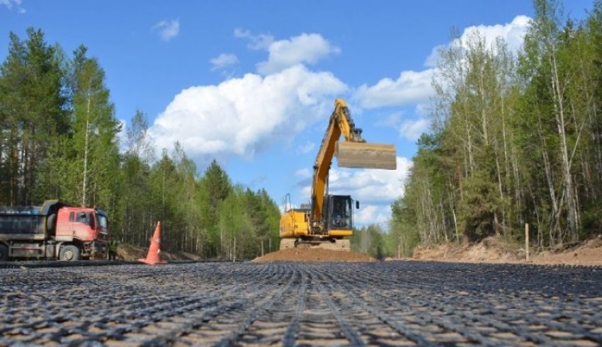 Благодаря нацпроекту в Архангельской области обновят дороги на туристических маршрутах