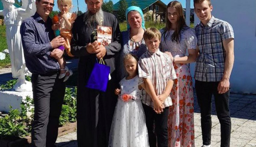 Орденом «Родительская слава» награждена многодетная семья из Няндомского округа  