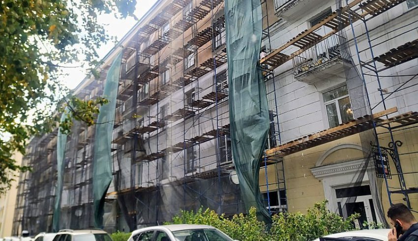 Контрактация работ по капитальному ремонту общего имущества в многоквартирных домах Поморья продолжается