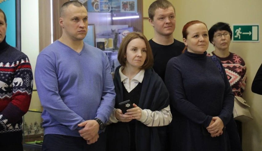 Одиннадцать жителей Архангельской области получили удостоверение и новый нагрудный знак «Почетный донор России»