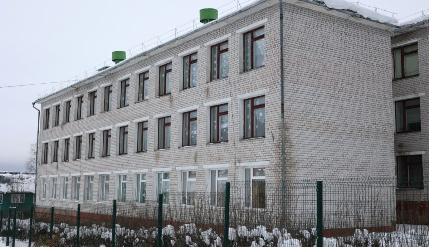 Ильинскую среднюю школу в Вилегодском округе капитально отремонтируют до конца года 