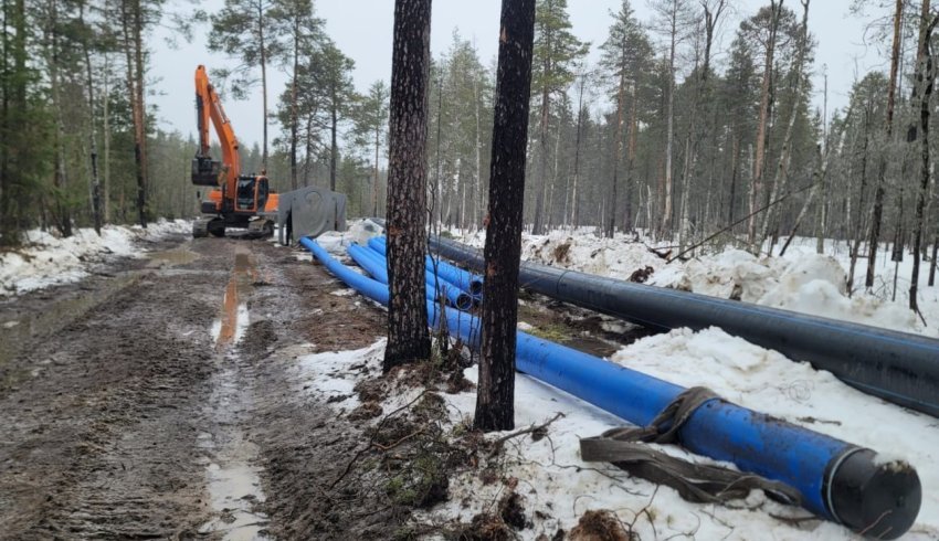 В Холмогорском округе продолжается прокладка водопровода