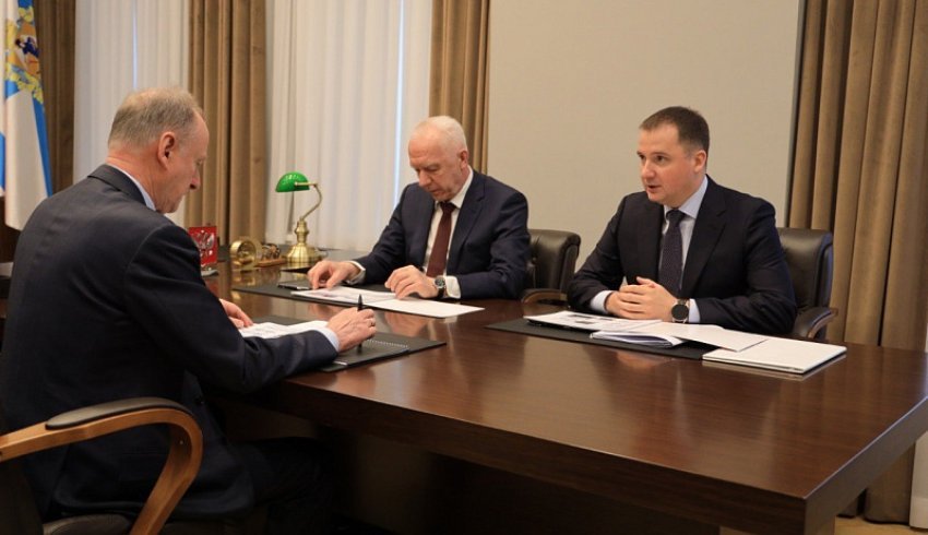 Губернатор Архангельской области доложил Николаю Патрушеву о работе по поддержке участников СВО