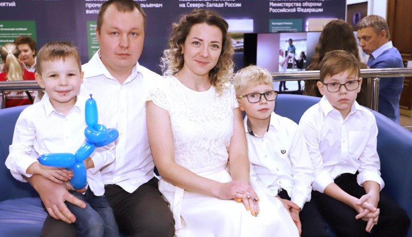 В Архангельской области принят законопроект о введении единого статуса многодетных семей