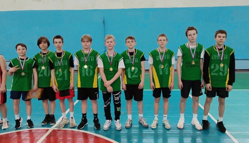 Открытое первенство СОШ №1 по баскетболу среди юношей 2009 г.р и младше прошло в Онеге
