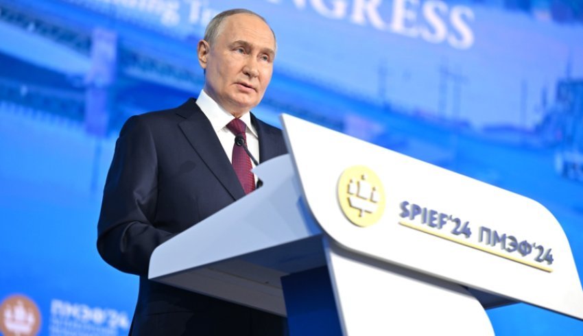 На пленарном заседании ПМЭФ-2024 Владимир Путин дал оценку состояния российской экономики и обозначил ориентиры на будущее