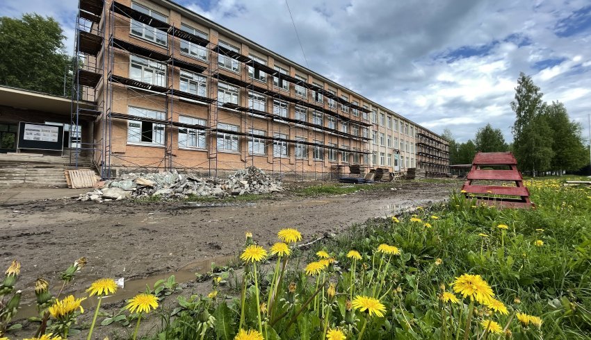 В школе № 3 города Мирный стартовал капитальный ремонт 