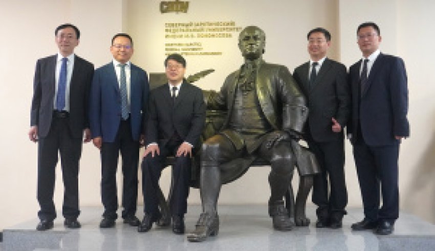 Продолжение успешного сотрудничества: САФУ посетила делегация Юйлиньского университета