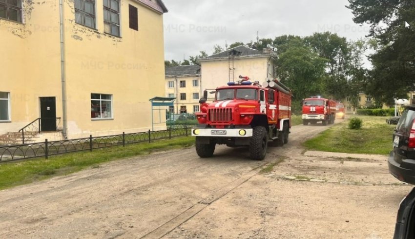 В Котласе прошли пожарно-тактические учения во Дворце спорта