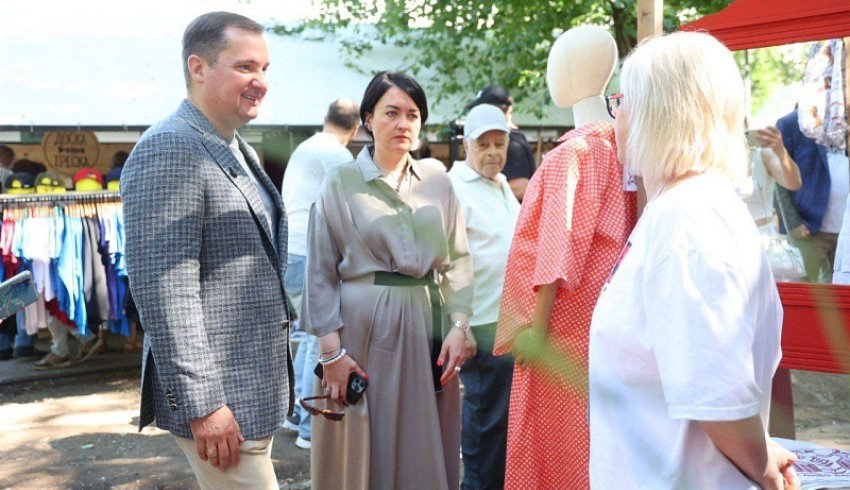 В рамках празднования 440-летия Архангельска на площадках международного фестиваля «Белый июнь» обсудили создание галереи северного стиля.