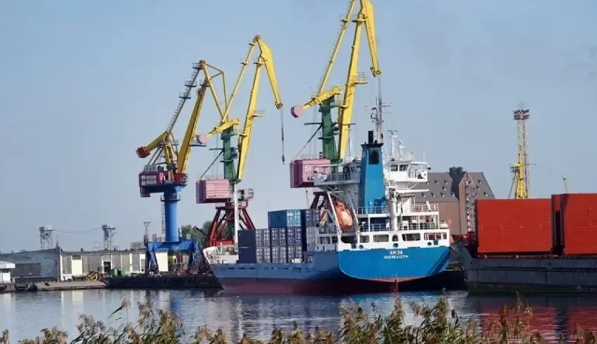Количество судозаходов в порту Архангельска увеличилось на 17%