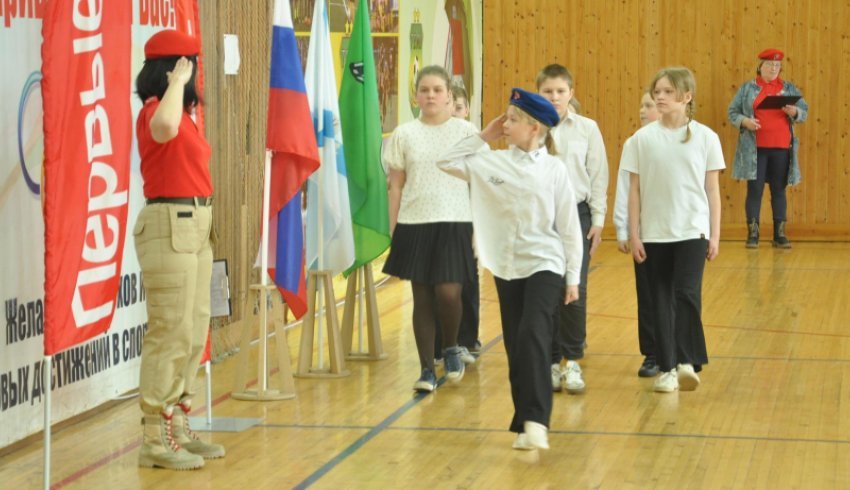Школьники Шенкурского округа приняли участие в муниципальном и региональном этапах Всероссийской военно-патриотической игры «Зарница 2.0»