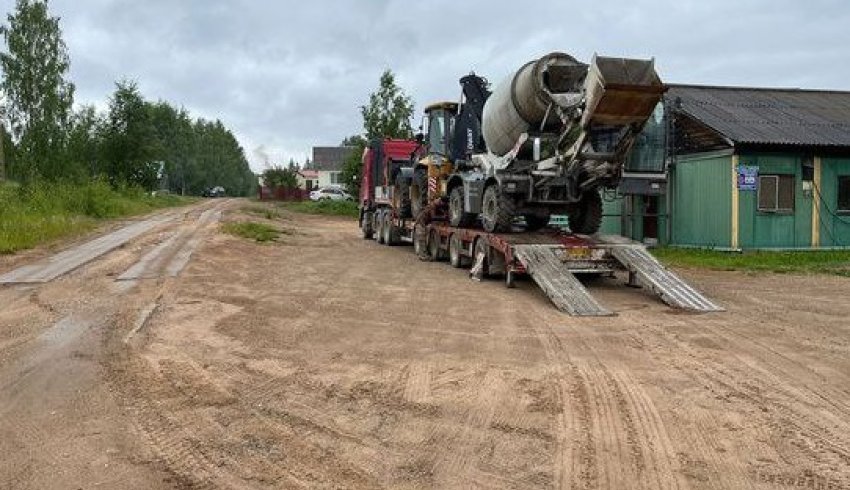 В поселке Ясный Пинежского округа началось обустройство многопрофильной спортплощадки