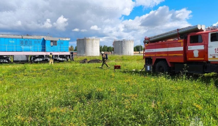 В Сольвычегодске прошло пожарно-тактическое учение с привлечением пожарного поезда