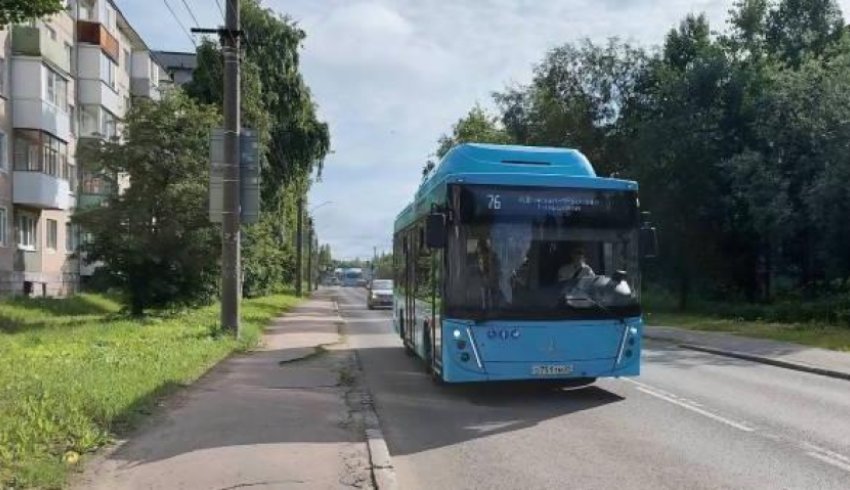 На 76-м архангельском автобусном маршруте добавили остановку возле жд-вокзала