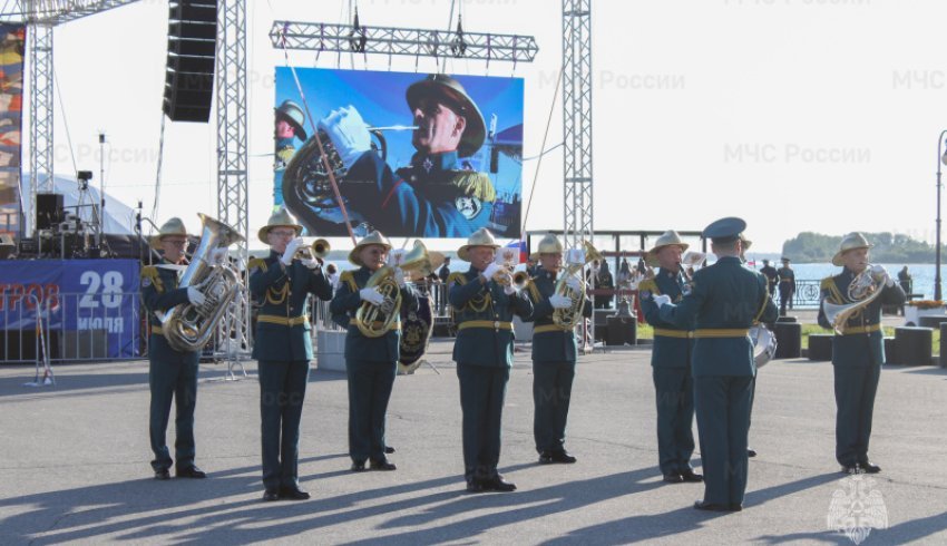 Оркестр ГУ МЧС России по Архангельской области в 12 раз принял участие в Фестивале военных духовых оркестров «Дирекцион-Норд»