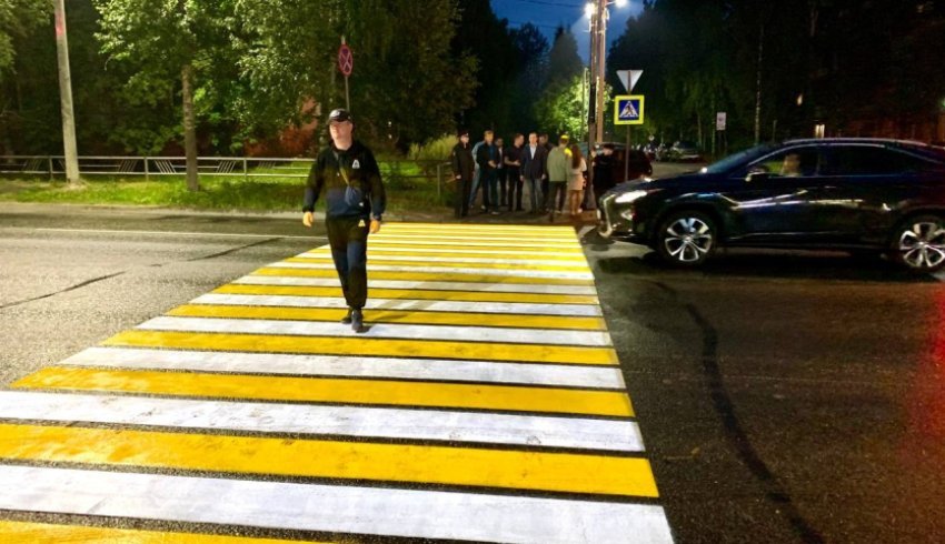 В Новодвинске введены в эксплуатацию модернизированные пешеходные переходы