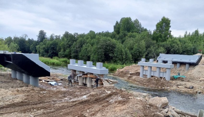 В Плесецком и Приморском округах продолжается дорожный ремонт