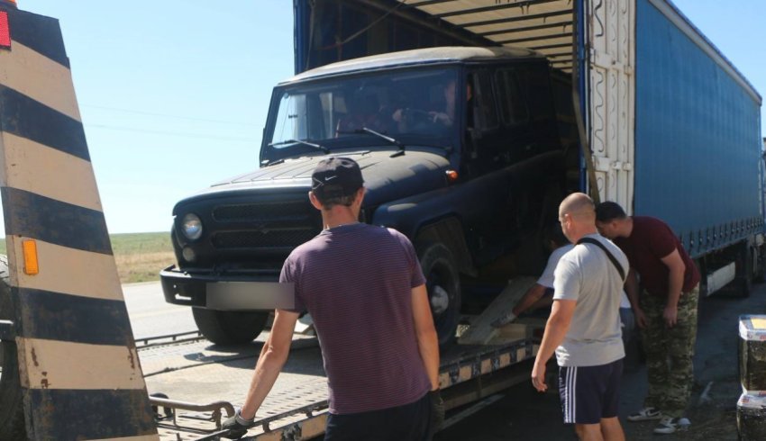 В Запорожье военнослужащим передано оборудование, доставленное из Архангельской области