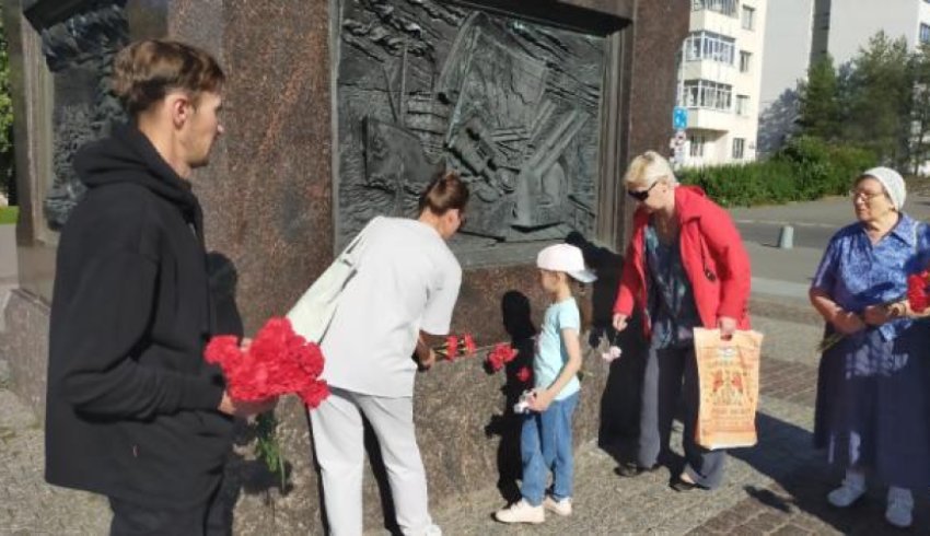 В Архангельске почтили память экипажа ледокольного парохода «Александр Серебряков»