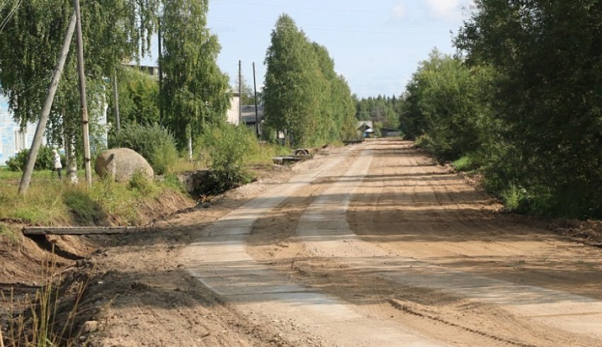 В поселке Таёжный Пинежского округа по проекту «Комфортное Поморье» отремонтировали дорогу