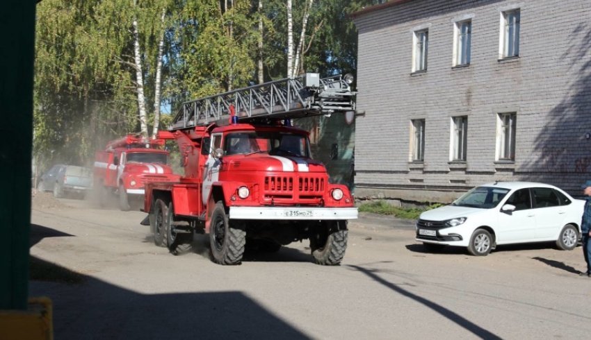 В Плесецком и Каргопольском районах прошли контрольно-проверочные пожарно-тактические учения