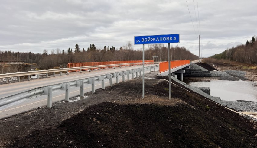 В Приморском округе завершен капремонт моста через реку Войжановку 