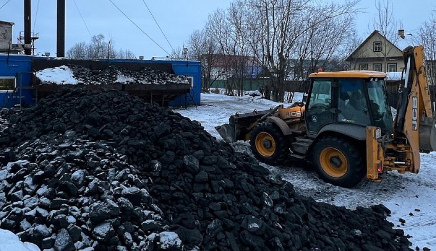 В Поморье завоз каменного угля в районы с ограниченным сроком транспортной доступности выполнен