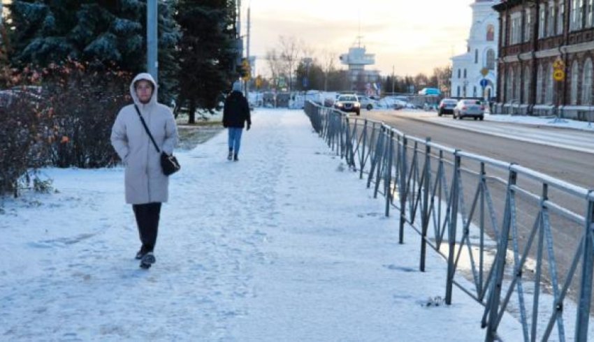 Циклоны с Атлантики принесут в Архангельскую область похолодание и снег