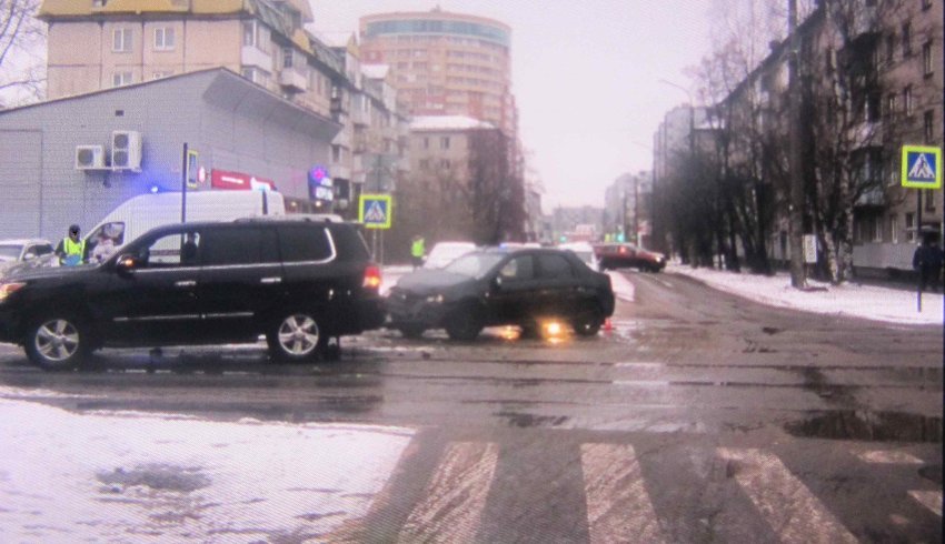 Водителям Поморья напоминают о необходимости соблюдать требования дорожных знаков