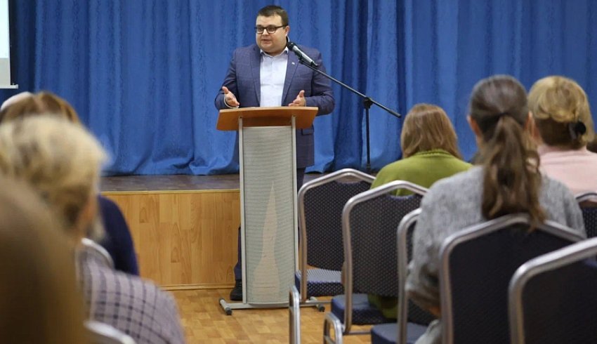 Главное – дом в душе: в Архангельской области обсудили программы по формированию семейных ценностей у молодежи