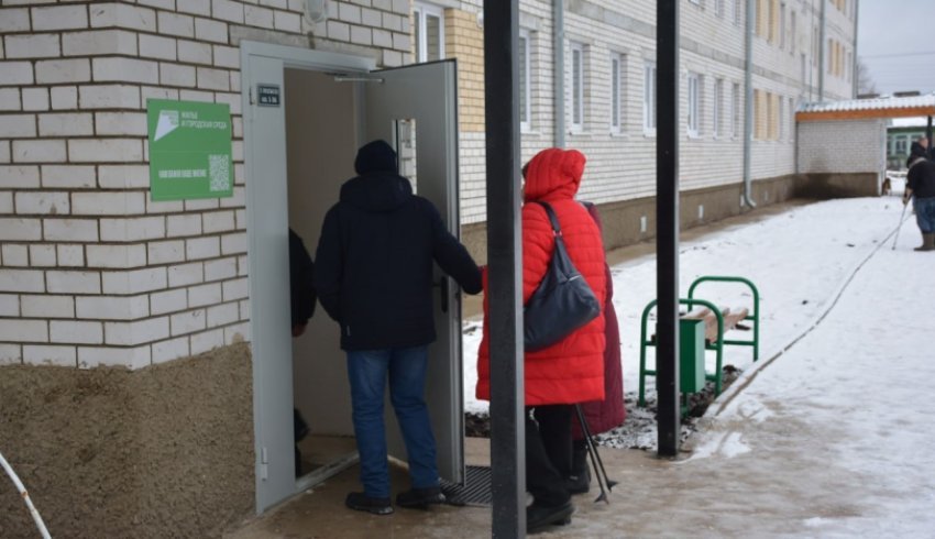 В Устьянах первые новоселы получили ключи от квартир в социальном доме