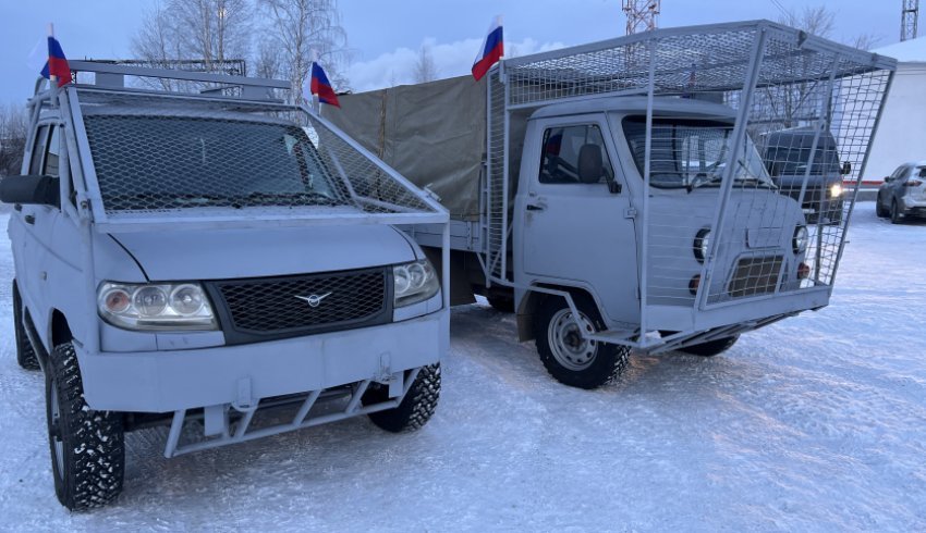 Севмаш отправил военнослужащим в зону СВО три автомобиля и гуманитарную помощь