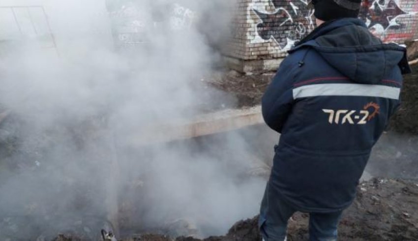 Энергетики докопались до повреждения на центральной архангельской тепломагистрали