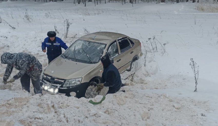 В Шенкурском округе за первые 11 дней нового года зарегистрировано шесть ДТП