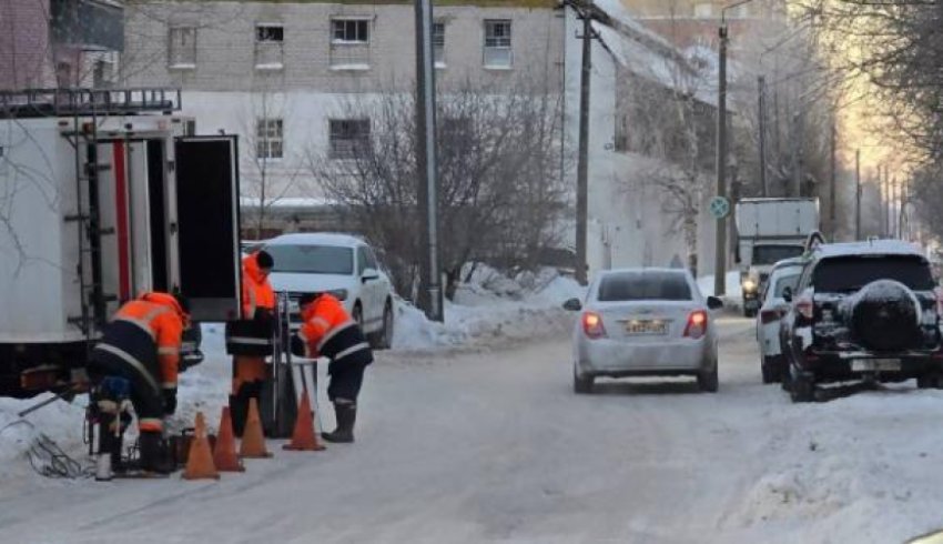 Архангельским автолюбителям запретят парковаться в районе улицы Попова