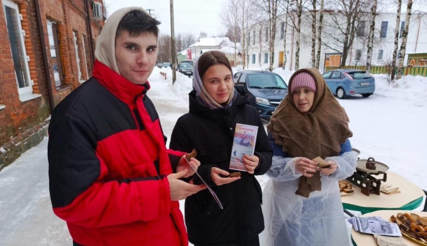 Сотрудники Межпоселенческой библиотеки им.Е.И.Овсянкина приняли участие в акции «Блокадный хлеб».