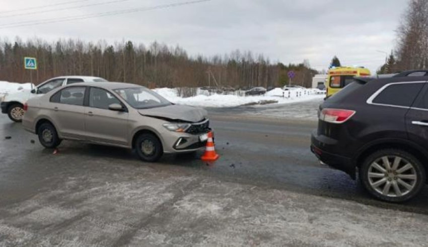 Водитель с двухмесячным стажем спровоцировал аварию на архангельском шоссе 