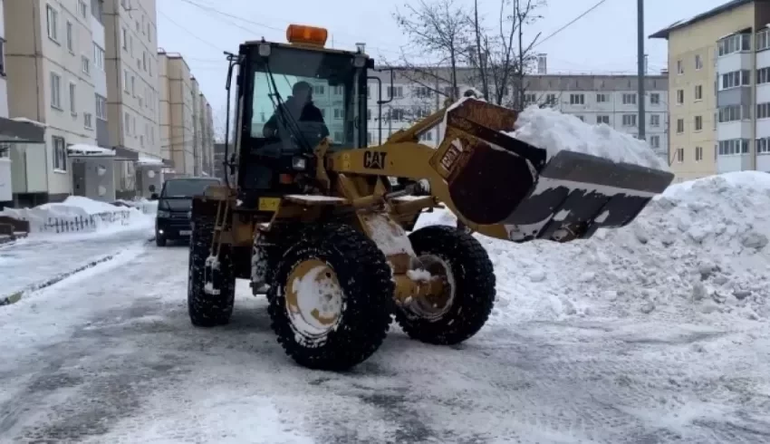 В Архангельске для уборки снега перекроют движение на двух улицах